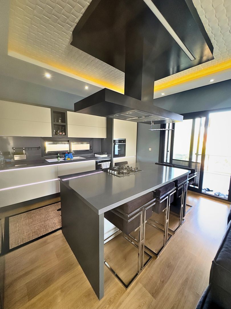 Muğla Dalaman’da 400 m² Arsa İçinde, Havuzlu, Tam Eşyalı Müstakil Lüks Villa