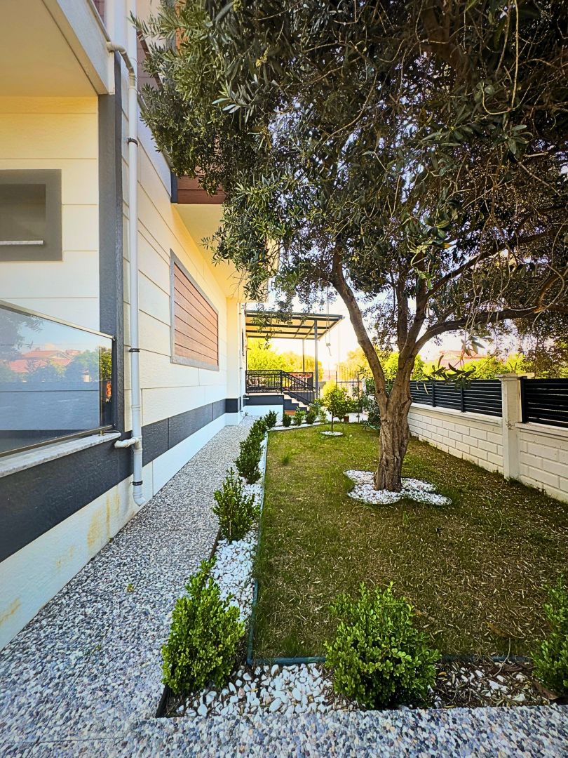 Muğla Dalaman’da 400 m² Arsa İçinde, Havuzlu, Tam Eşyalı Müstakil Lüks Villa